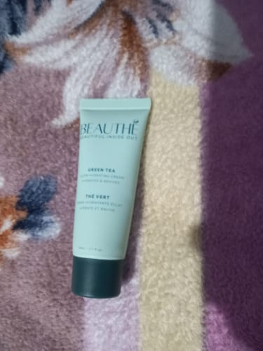 Customer photo review of Crème Hydratante Éclat au Thé Vert