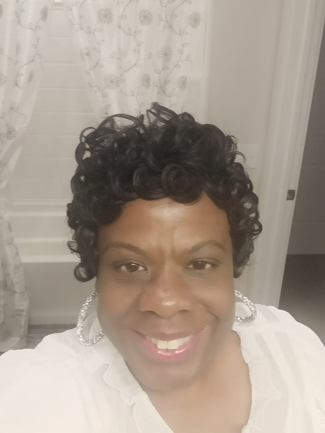 Customer photo review of Sensationnel Synthetic Dashly Full Wig - UNIT 1
