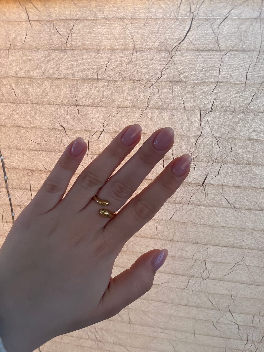 Customer photo review of Embraced Ring | 18K vergoldet