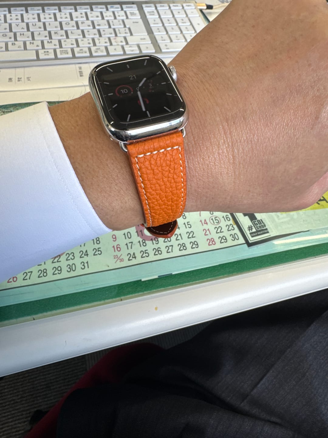 Customer photo review of Apple Watch用レザーバンド　バルセロナオレンジ/ホワイトステッチ