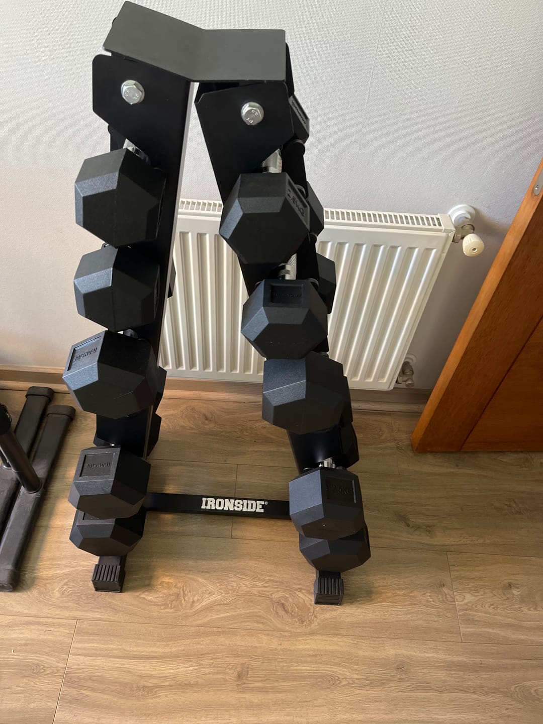 Customer photo review of Pack IRONSIDE Mancuernas Hexagonales (KG) + Rack de Almacenamiento