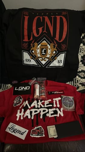 Customer photo review of Limited LGND63™ Mystery CASH Box