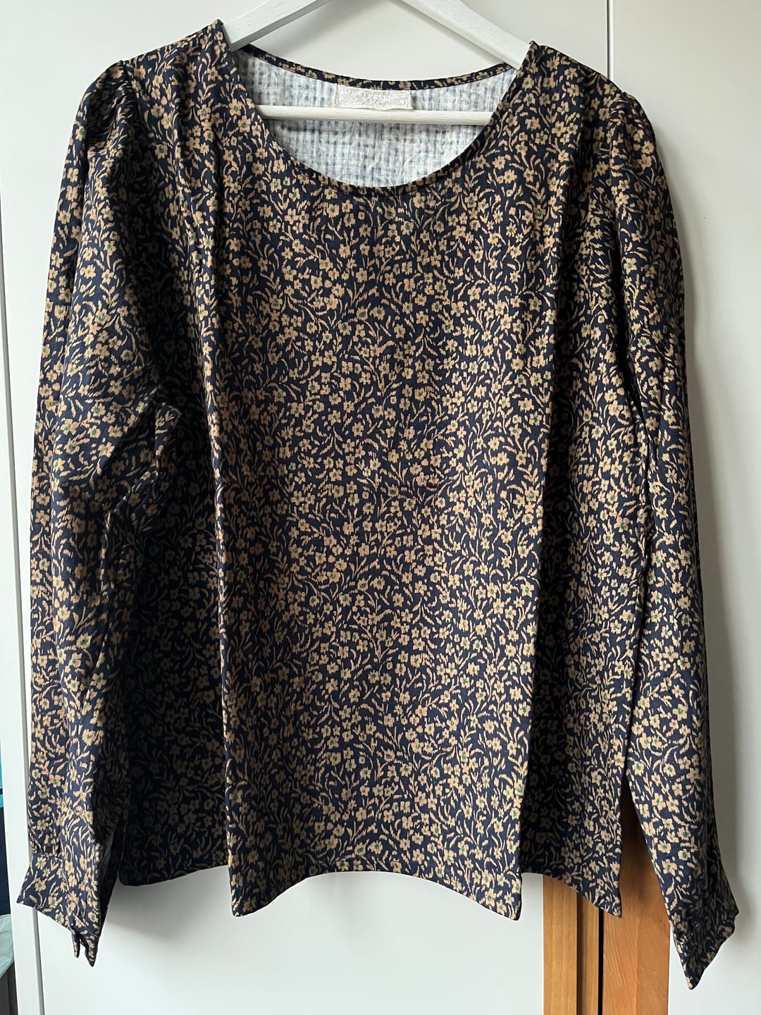Customer photo review of Blouse Amarante - coton nuit fleurie