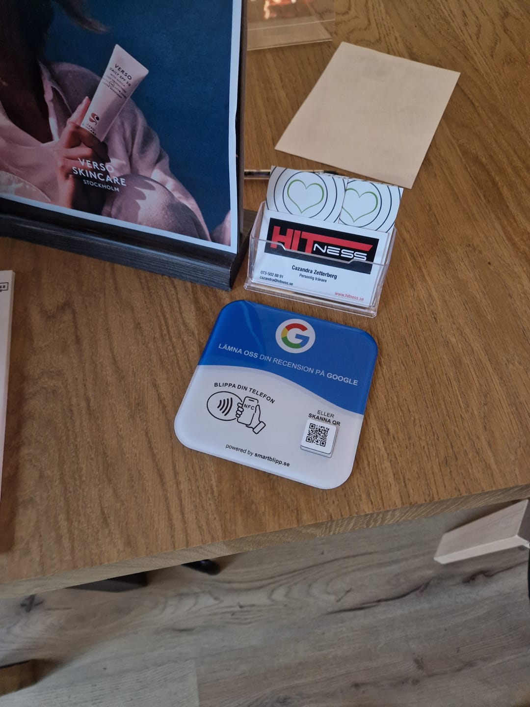 Customer photo review of Google Recensionsplatta med NFC & QR-kod.