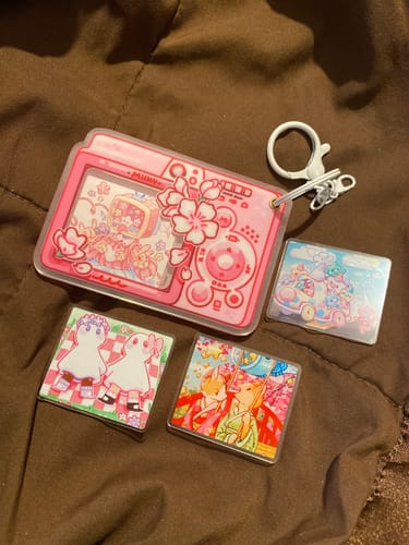Customer photo review of Cherry Blossom Camera Keychain Picture Frame