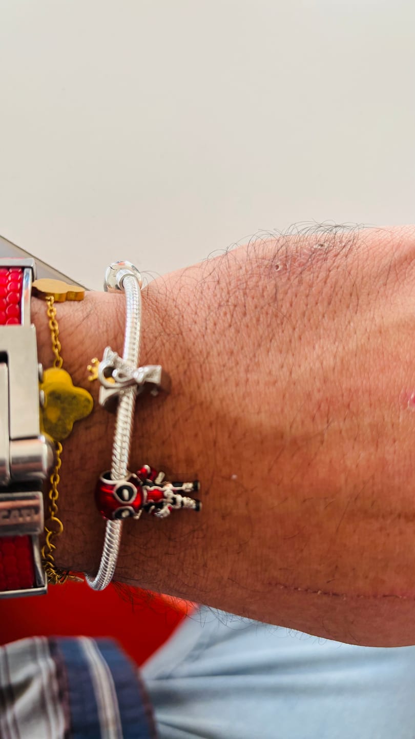 Customer photo review of Pulsera Cola de Raton
