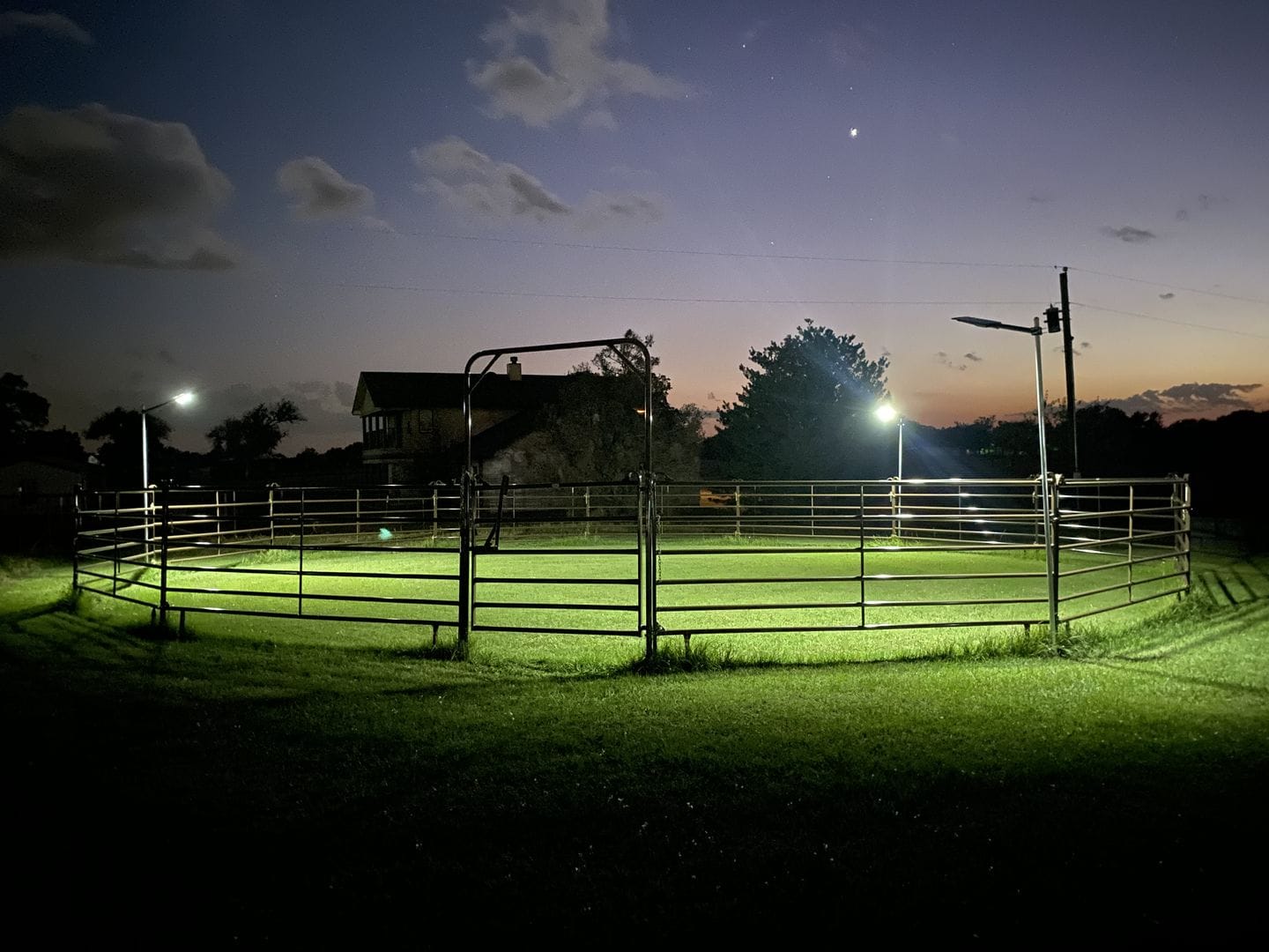 Customer photo review of 175W Solar Street Light 17500 Lumens