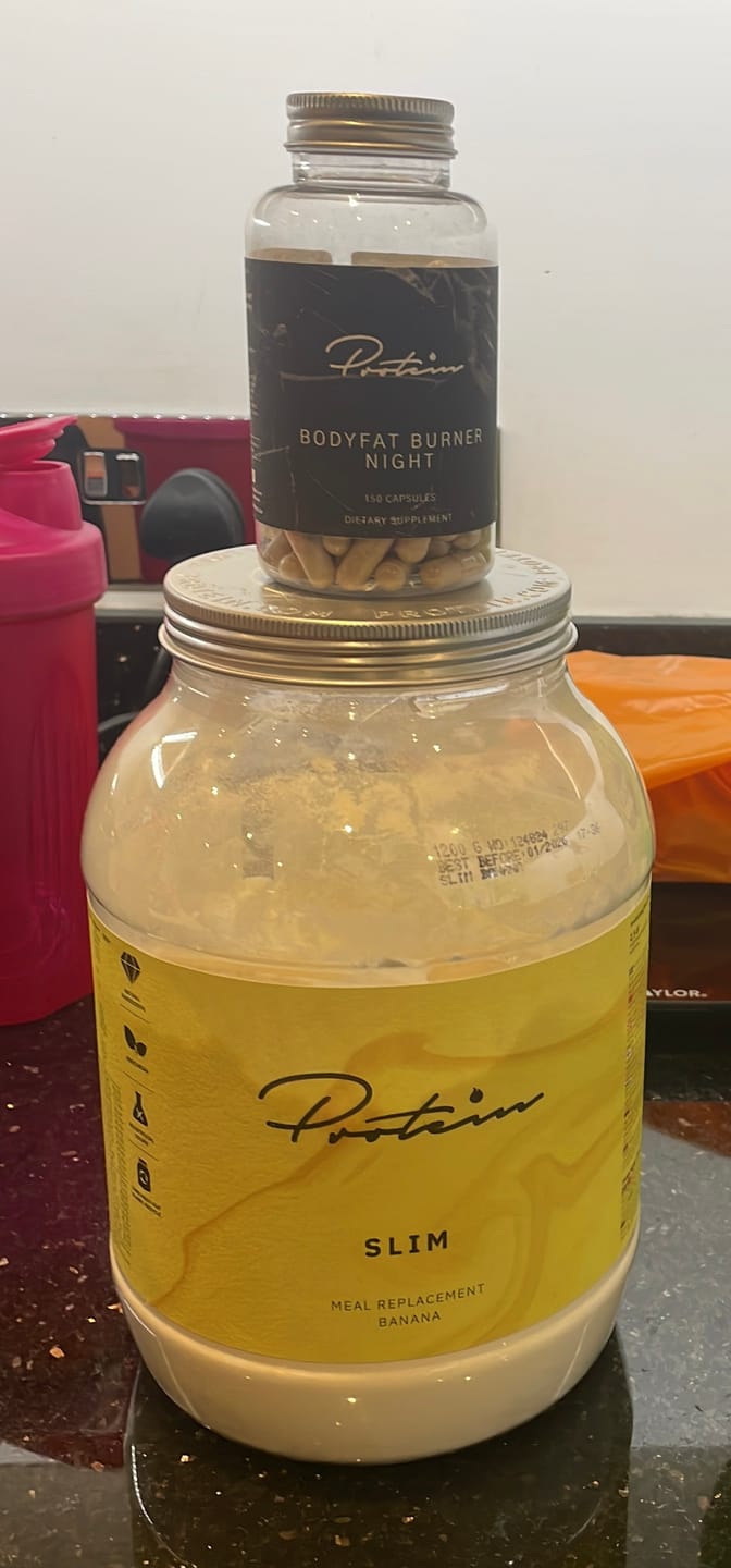 Customer photo review of Bodyfat Burner Night | 150 Capsules