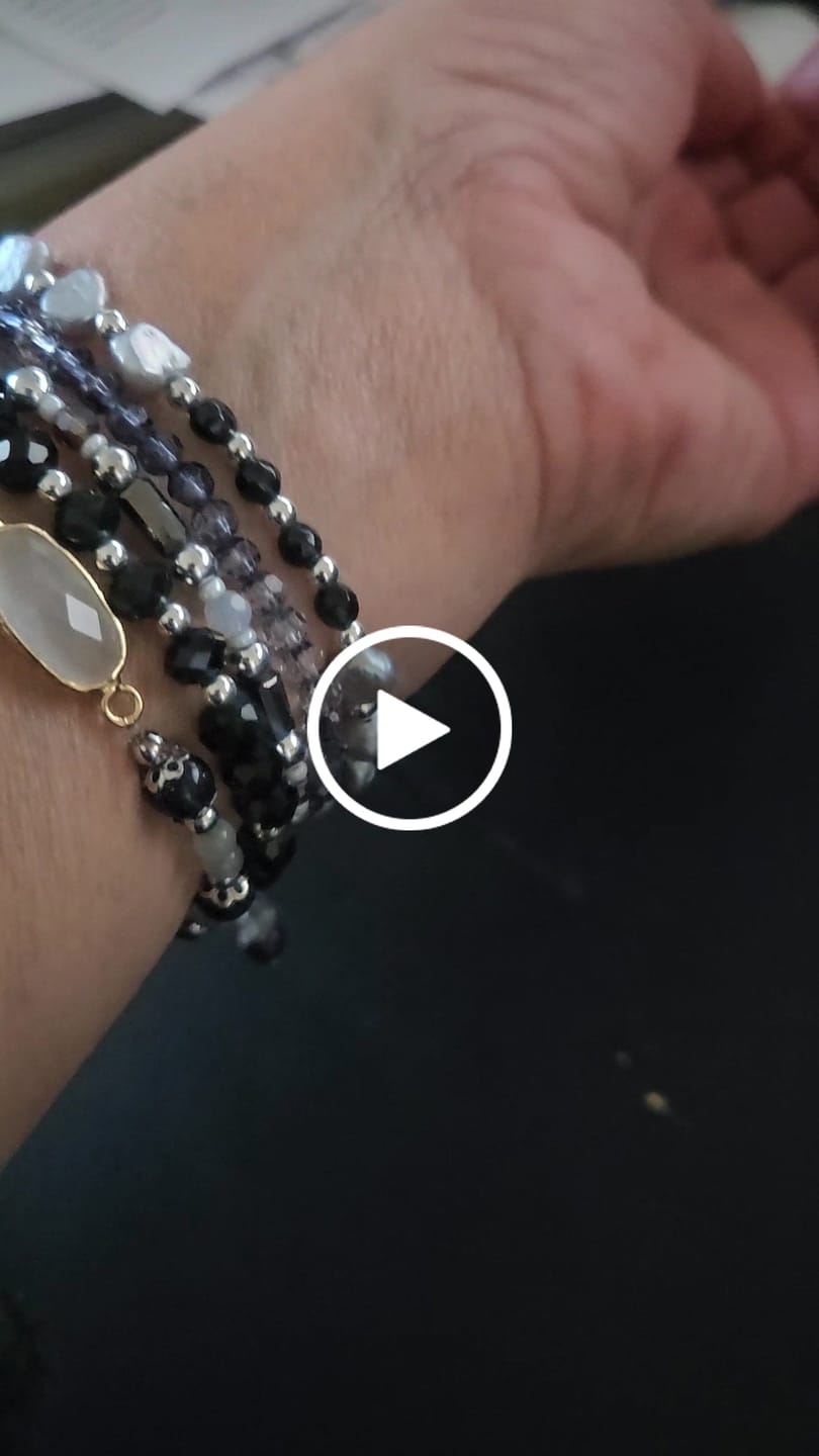 Customer video review of Ethereal Frost Samsung Galaxy Stretch Watch Strap