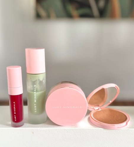 Customer photo review of Superfood Lip Dew - Mistletoe Kiss