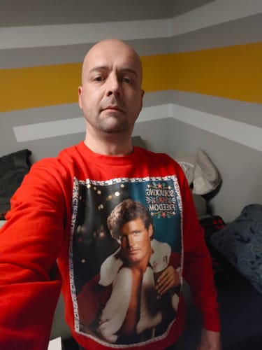 Customer photo review of SCHLUCKING FOR FREEDOM - Premium Sweater