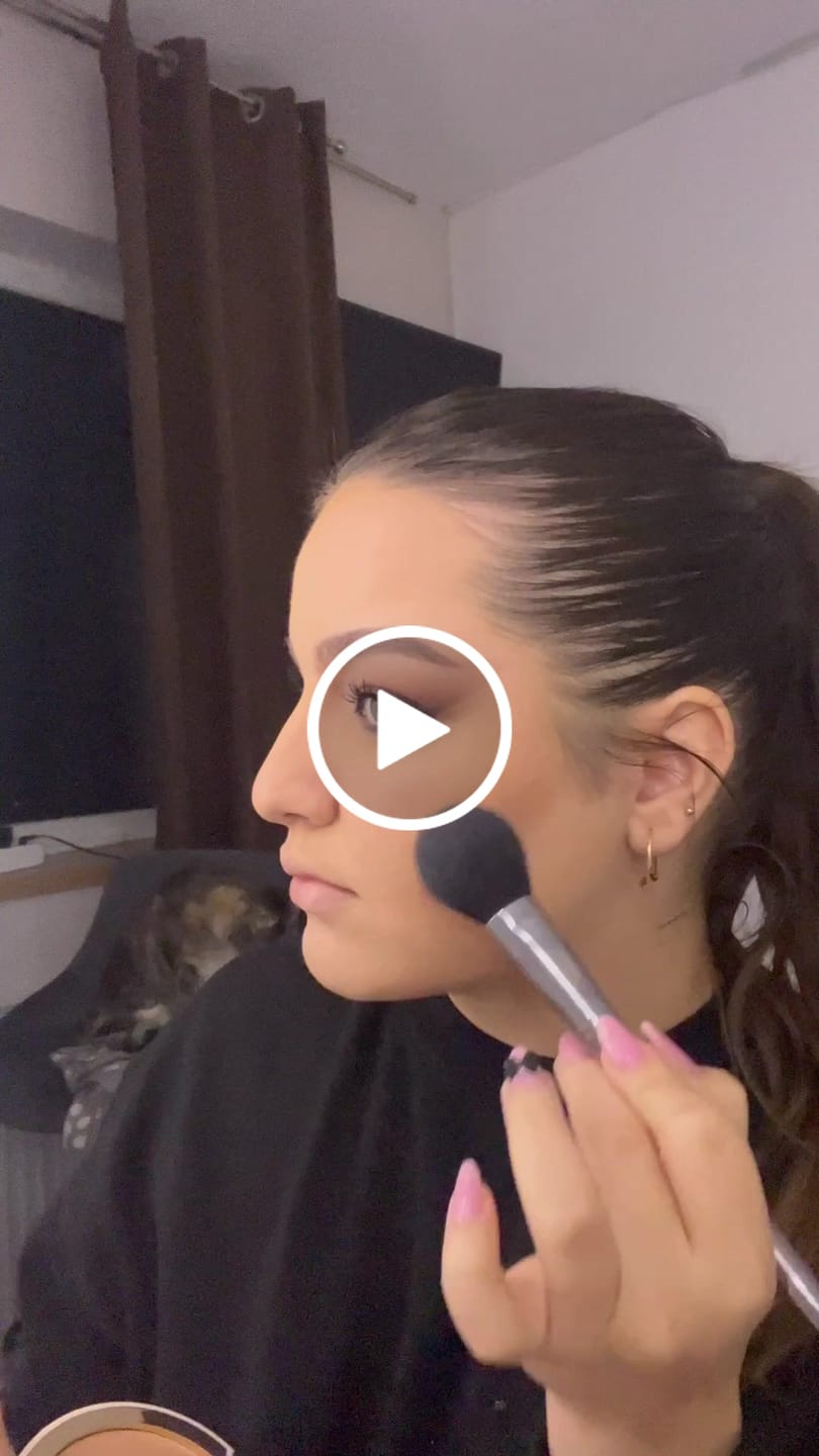 Customer video review of Bronzer pudra cu textura ultrafina