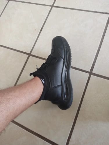 Customer photo review of Safety Shoes Men for Work SteelToe Industrial Boots Man Protection for the Feet Smash-Proof Waterproof