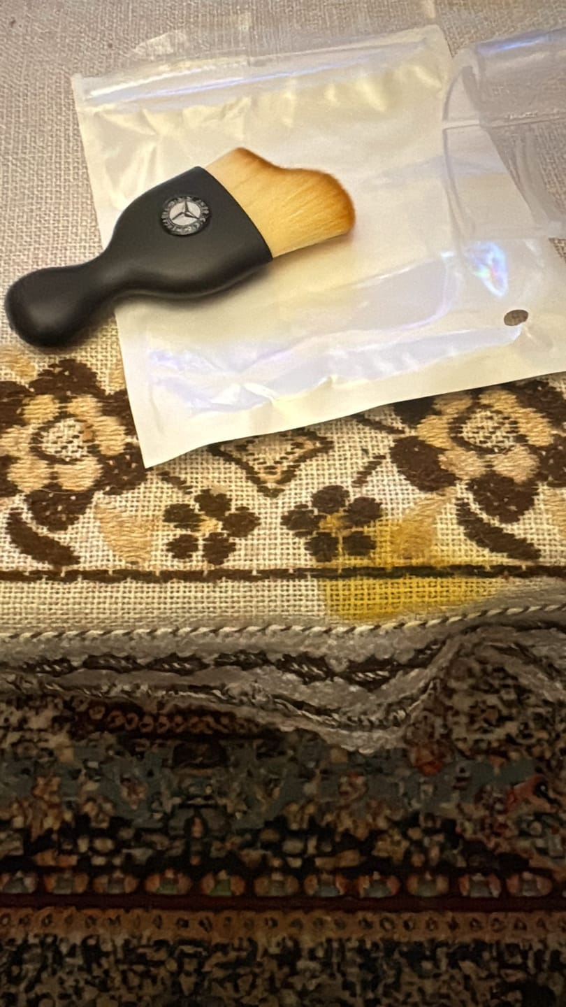 Customer photo review of Personalisierte weiche Staubbürste