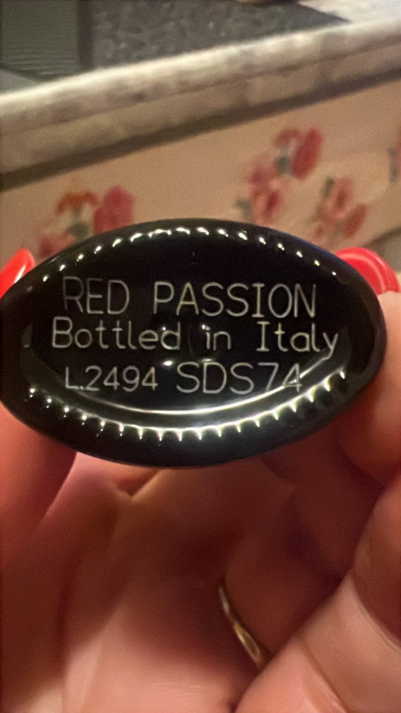 Customer photo review of Smalto Semipermanente LCI -  Rosso Red Carolina