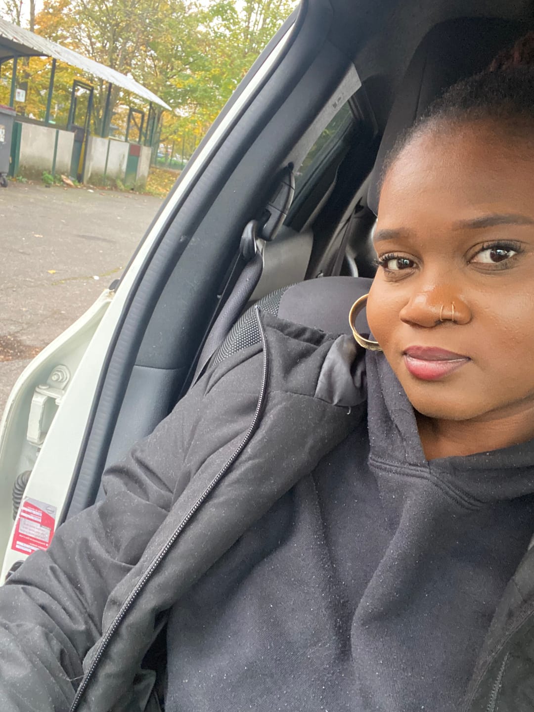 Customer photo review of Le double piercing