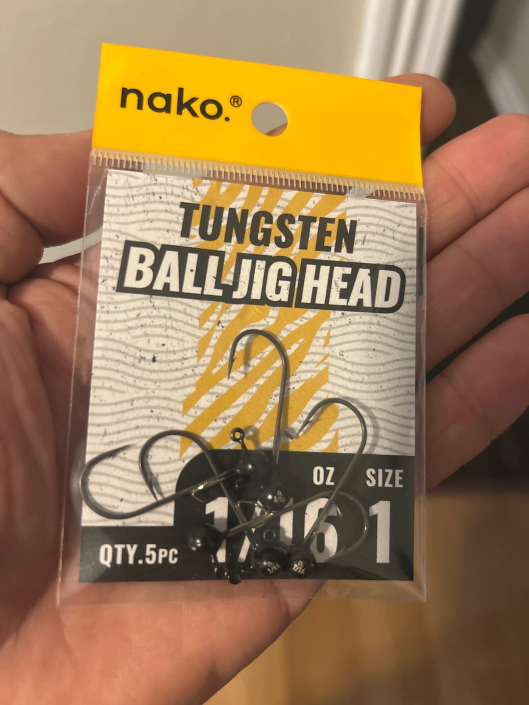 Customer photo review of 200% Sensitive Tungsten Ball Jig Heads Damiki Rig Jig Heads | No Chip Black | 5 Pack