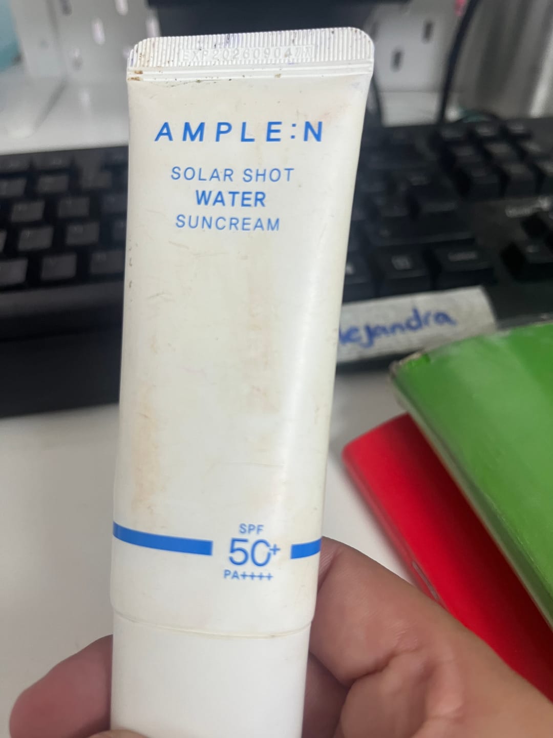 Customer photo review of Protector Solar SPF 50PA++++ Crema Gel Ácido Hialurónico 40ml AMPLEN