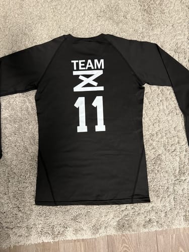 Customer photo review of Isagi Compression Long Sleeve