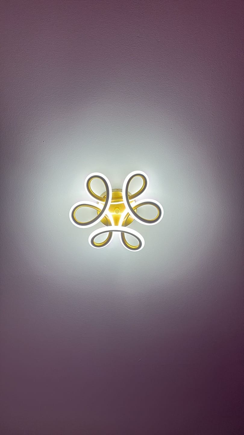 Customer photo review of Lustra LED 48W Mariola Gold Echivalent 200W