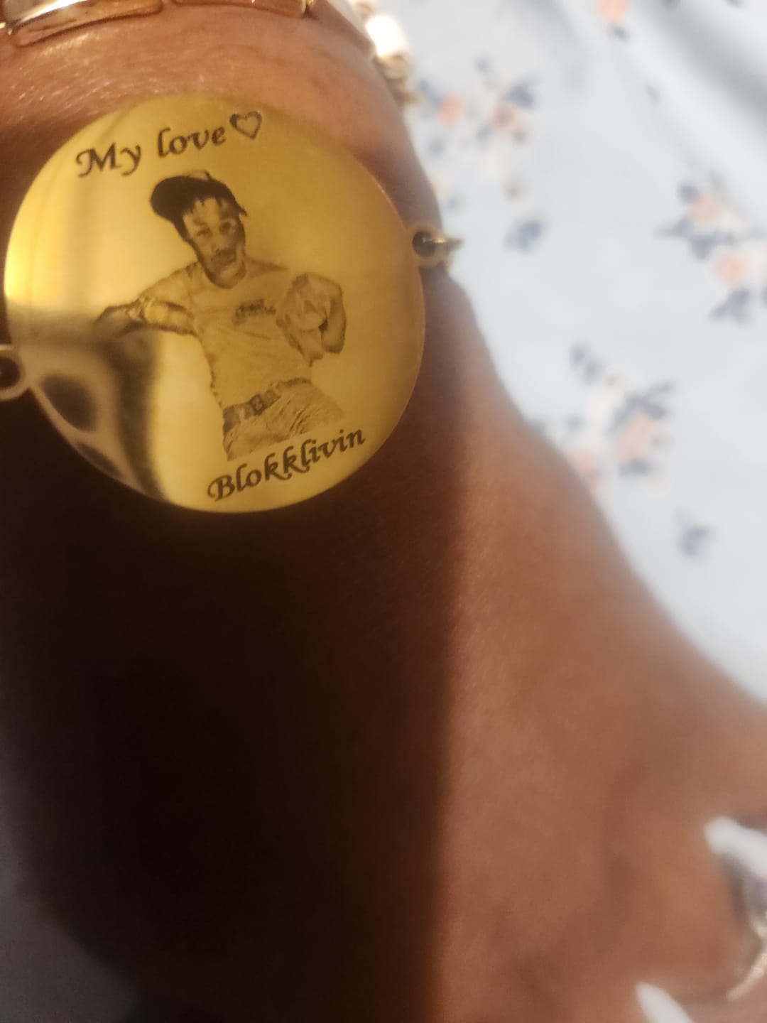 Customer photo review of Unisex Photo Bracelets Circle Chain Link