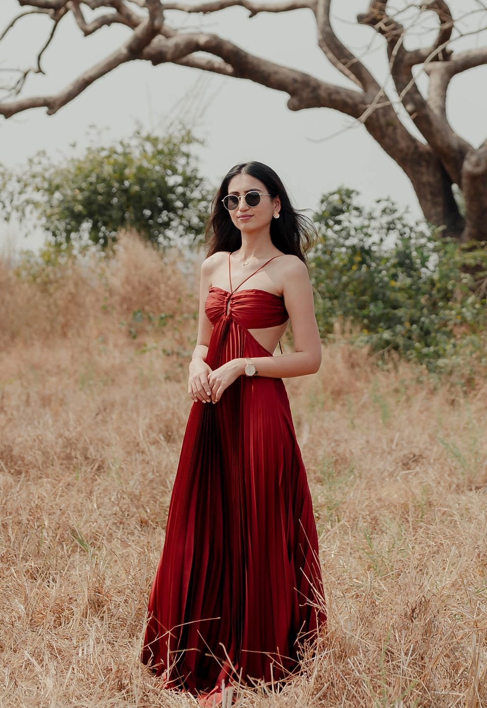 Customer photo review of Hay Luxe Pleated Flowy Maxi Dress