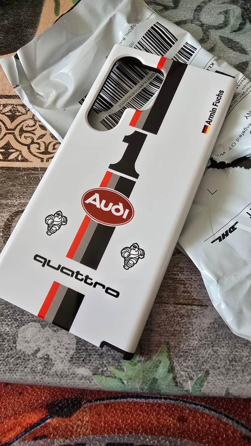 Customer photo review of Audi Quattro S1 E2 Pikes Peak Livery - Individuelle Premium Hülle für Samsung