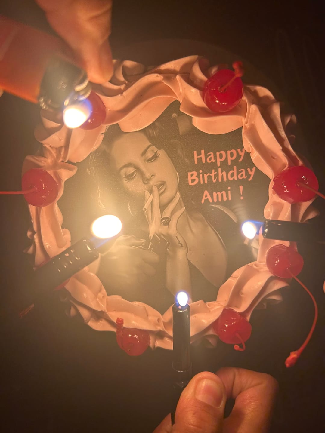 Customer photo review of Round Custom Logo / Photo Cake