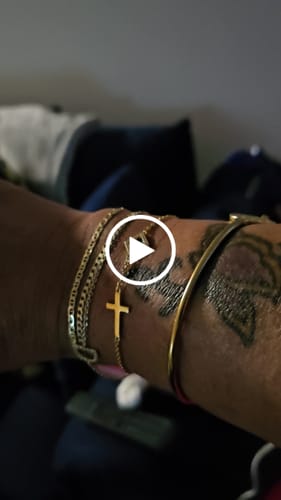 Customer video review of Gift Box