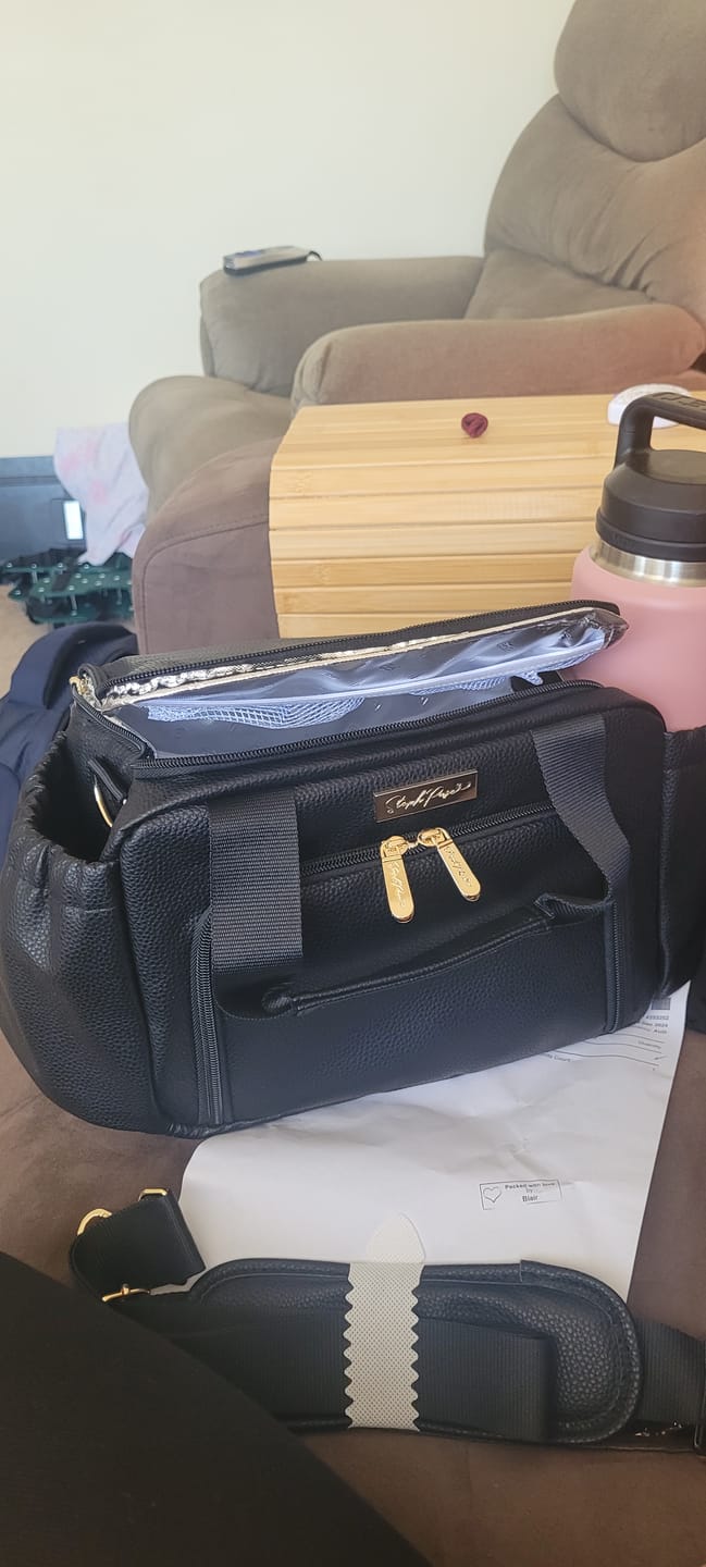 Customer photo review of Luxe Insulated Lunch Bag - Black