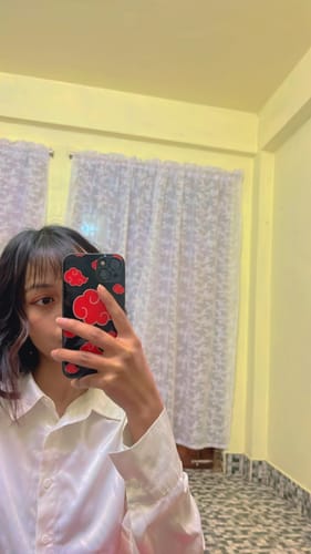 Customer photo review of Red Cloud Mobile Glass Phone Case For iPhone