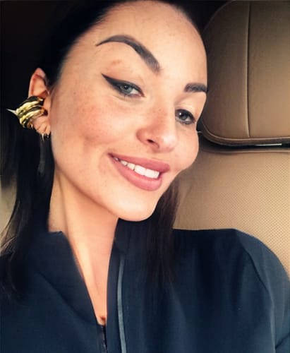 Customer photo review of Earcuff "Avvolgente silenzio"