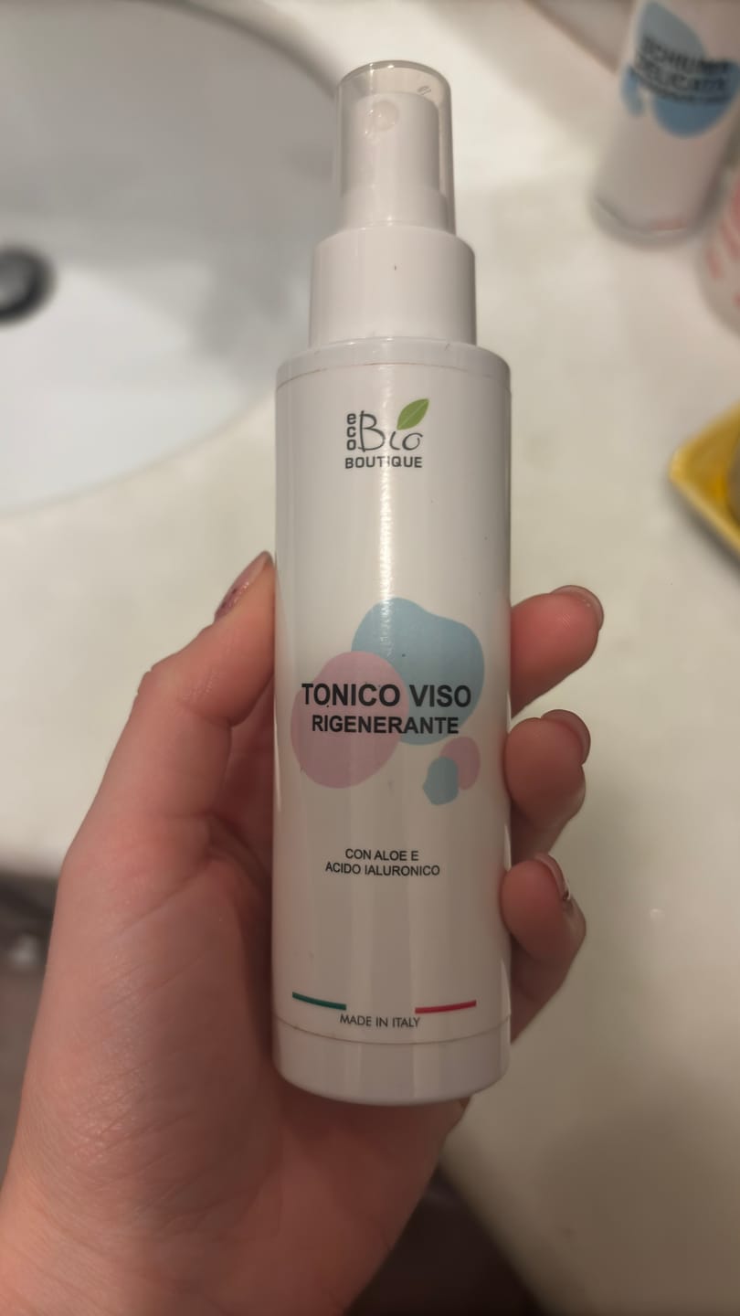Customer photo review of Tonico Viso Rigenerante