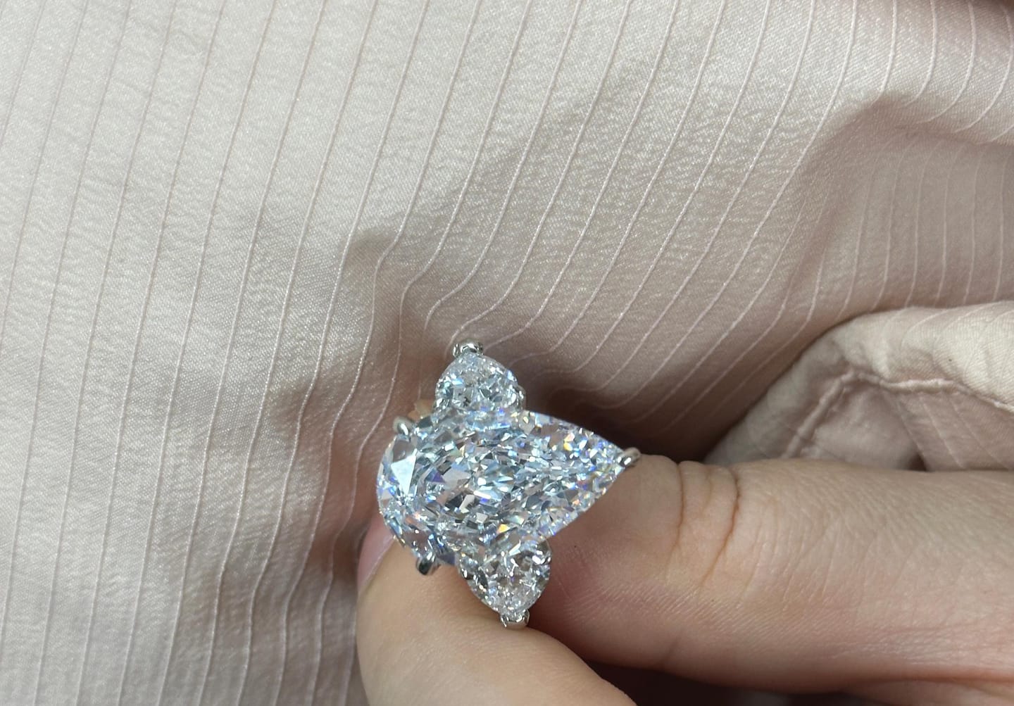Customer photo review of Louily Stunning 8.0Ct Pear Cut Three Stone Engagement Ring