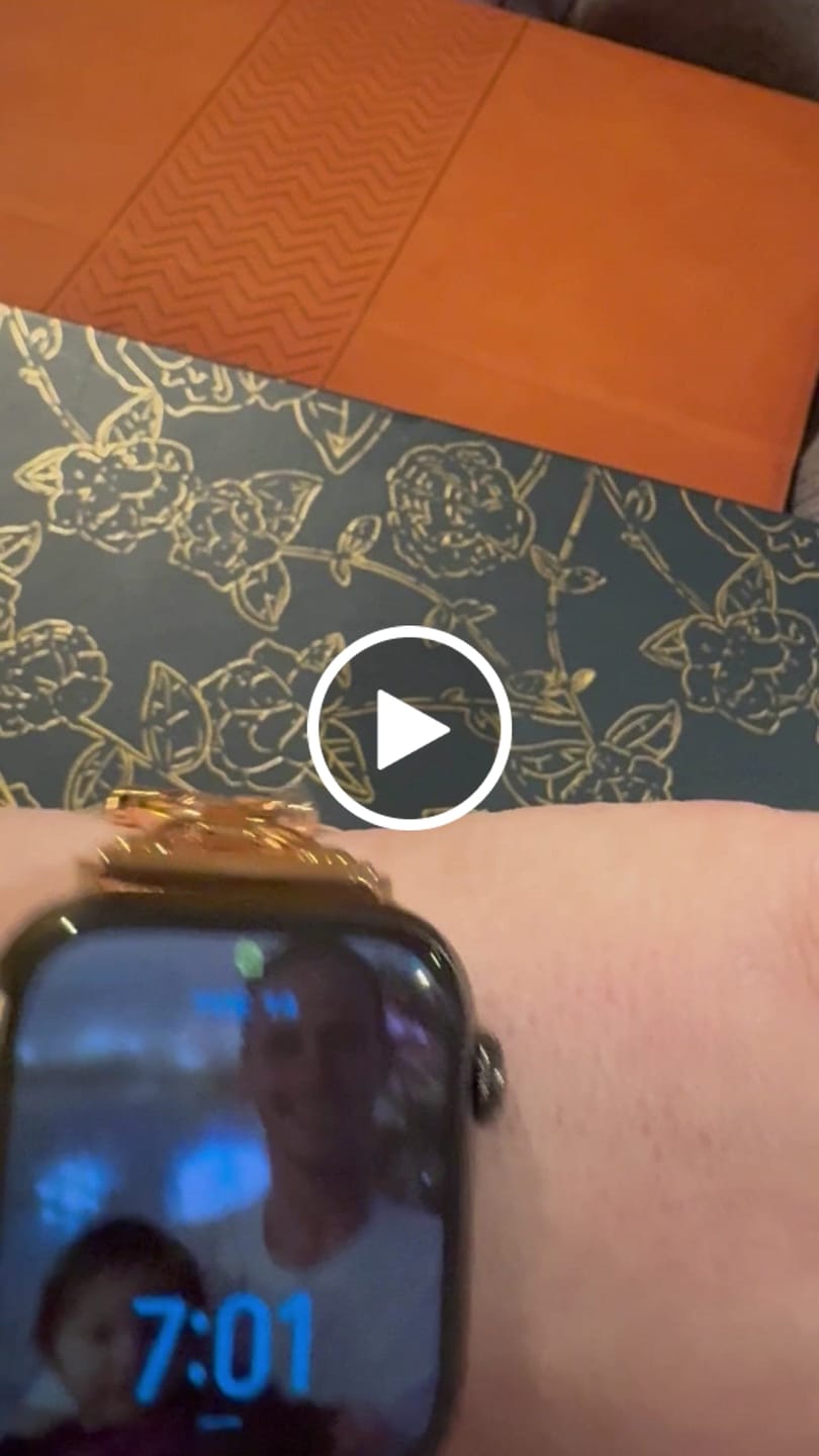 Customer video review of The Hampton for Apple Watch