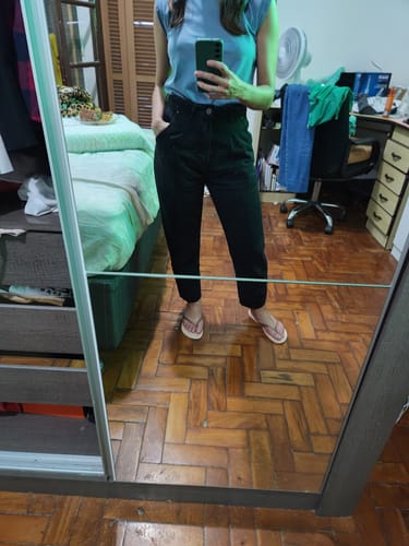 Karen C. review of Calça Jeans Slouchy Cacau Preta image 1 out of 1