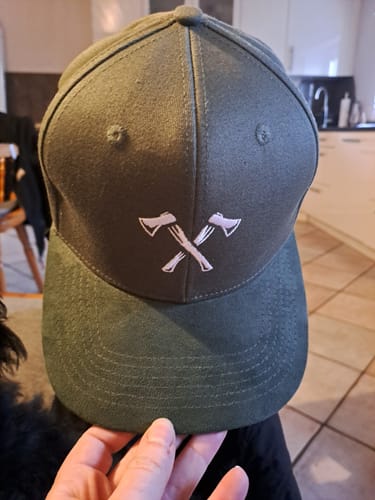 Customer photo review of HB® Snapback Axt - green