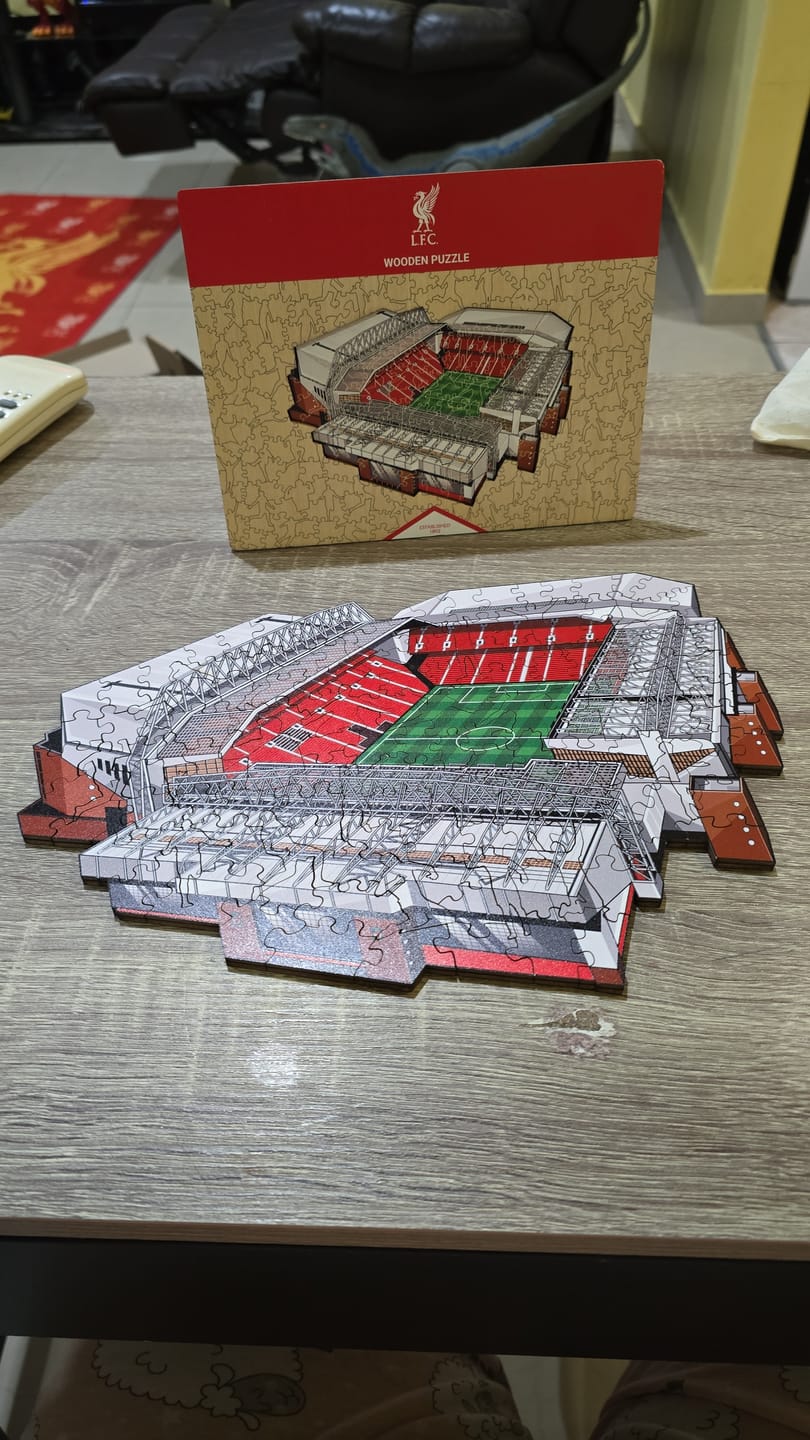 Customer photo review of Liverpool FC® Anfield Stadium - Wooden Puzzle