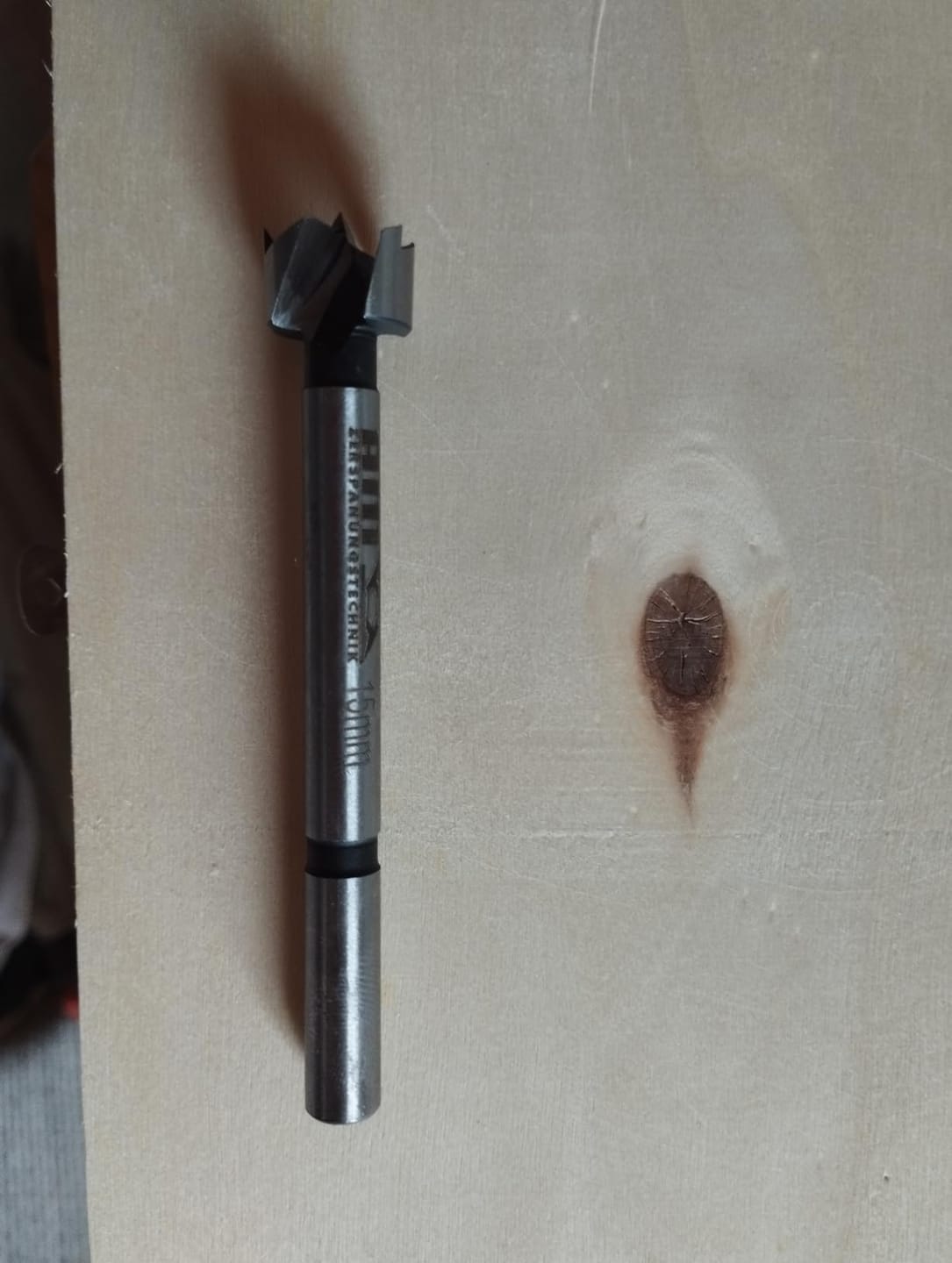 Customer photo review of Forstnerbohrer Holzbohrer Astlochbohrer mit Zentrierspitze Ø 10-100 mm