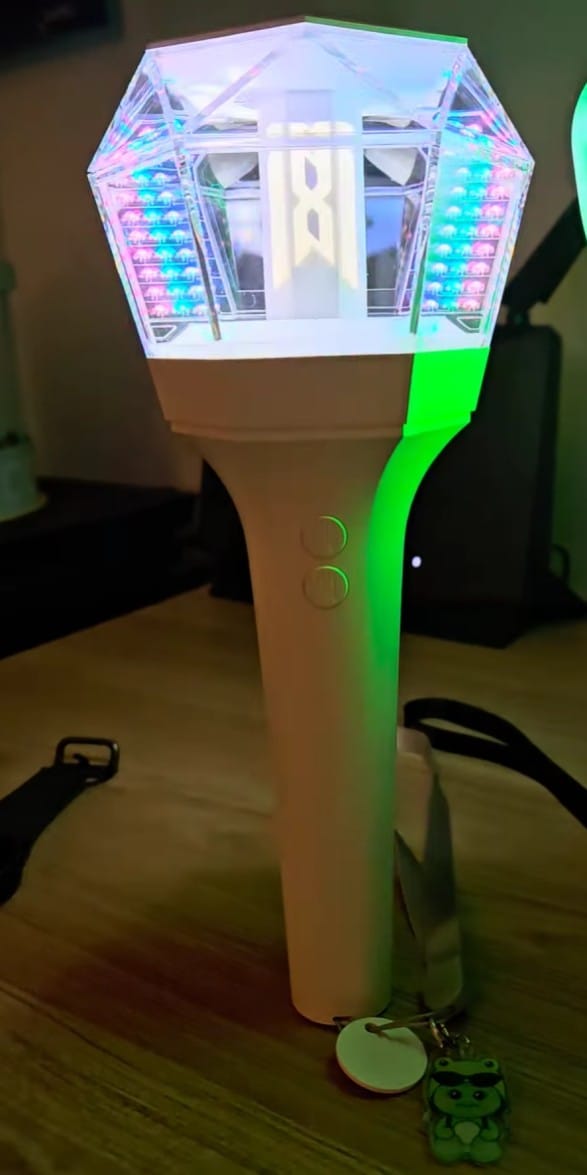 Customer photo review of MONSTA X - OFFICIAL LIGHT STICK VER.3