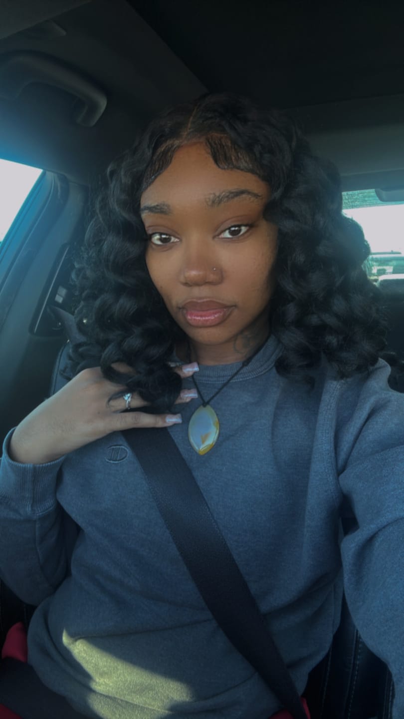 Customer photo review of Sensationnel Curls Kinks & Co Glueless Textured HD Lace Front Wig - Y-PART KINKY WAND CURL 20" - Kinky Edges