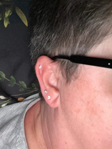 Customer photo review of BELLA Marquise Solitaire Cartilage Stud - Threadless