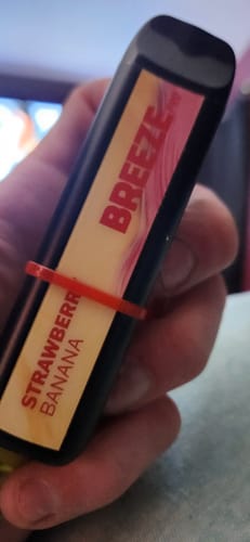 Customer photo review of Breeze Pro Disposable Vape
