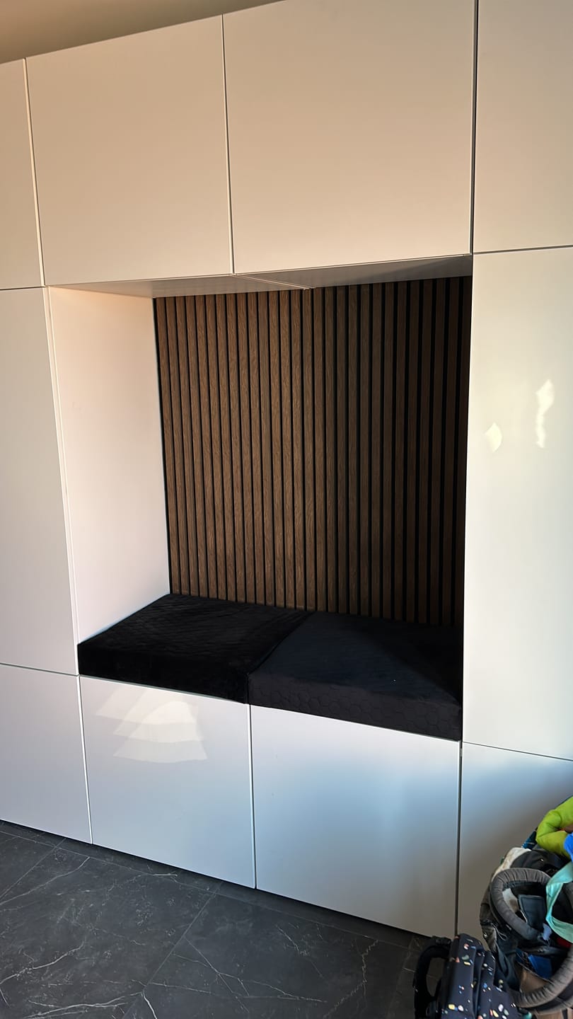 Customer photo review of Akustikpaneele Eiche Geräuchert - 240 cm x 60 cm