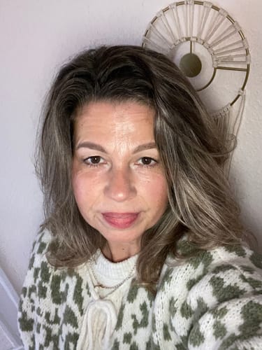 Customer photo review of Helena Schleifen Strickjacke - Leo/Khaki