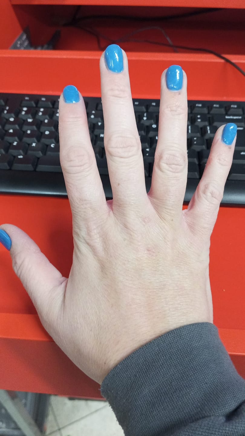 Customer photo review of Venetian Blue Dipping Powder
