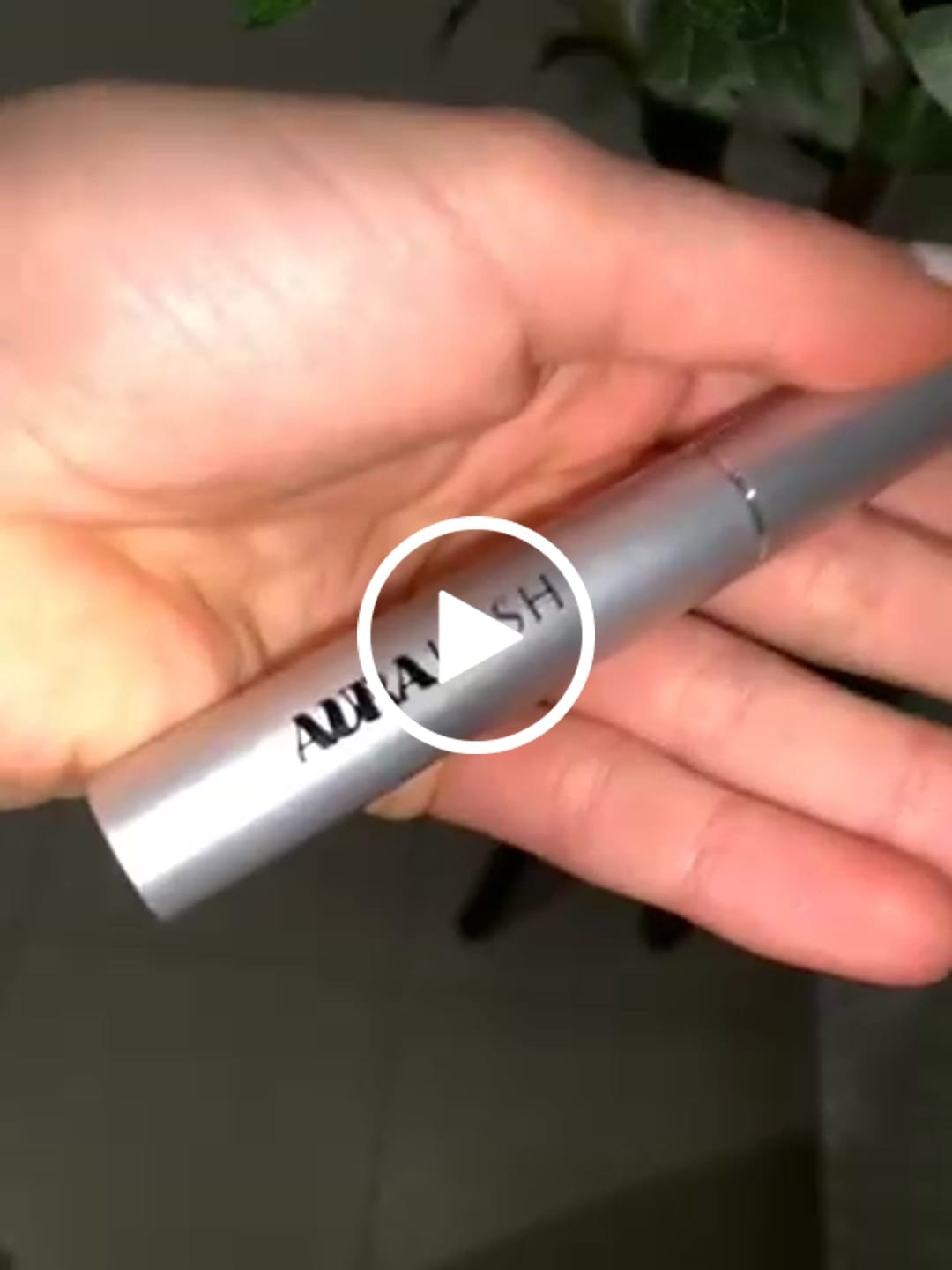 Customer video review of SÉRUM AURA LASH