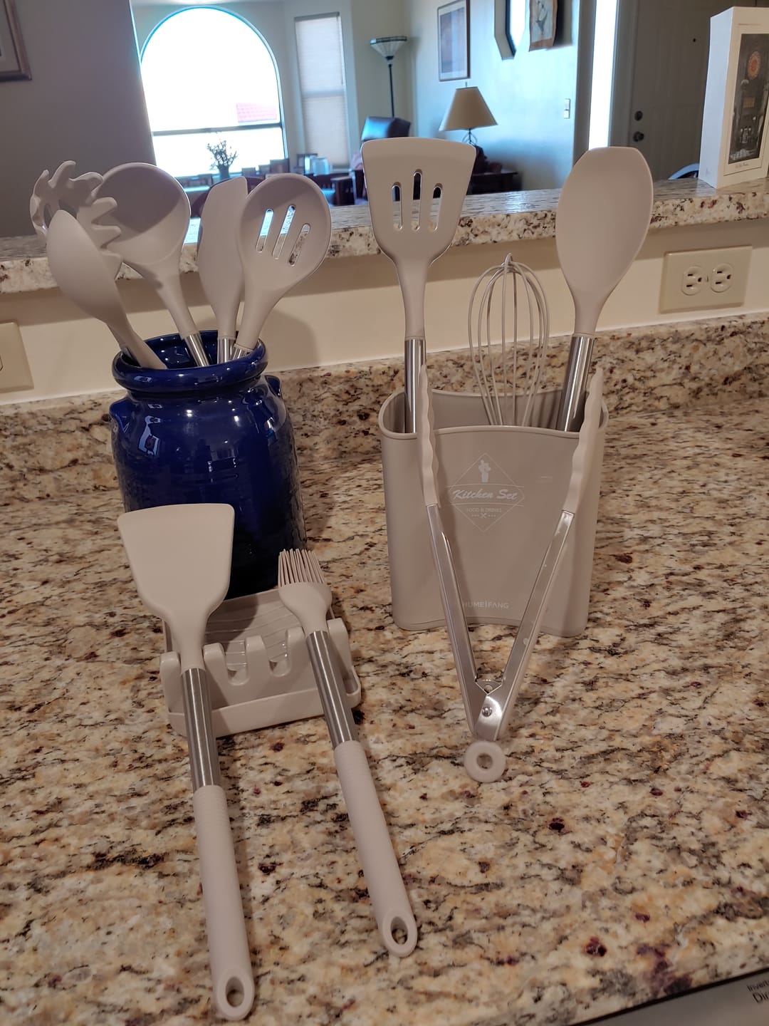 Customer photo review of Lyon Silicone Kitchen Utensils Set