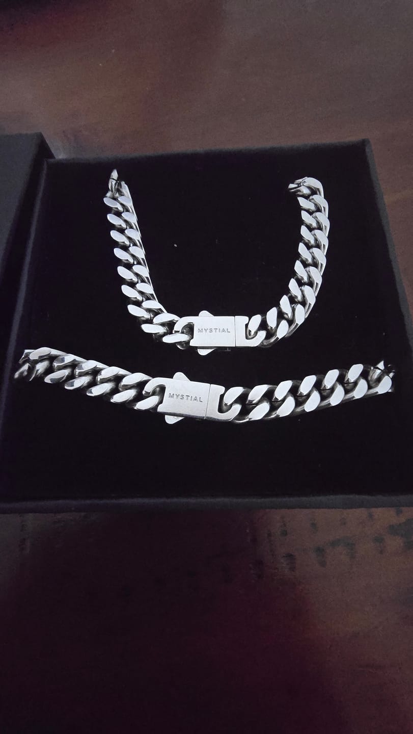 Customer photo review of CUBAN SET (WHITE GOLD) 7MM