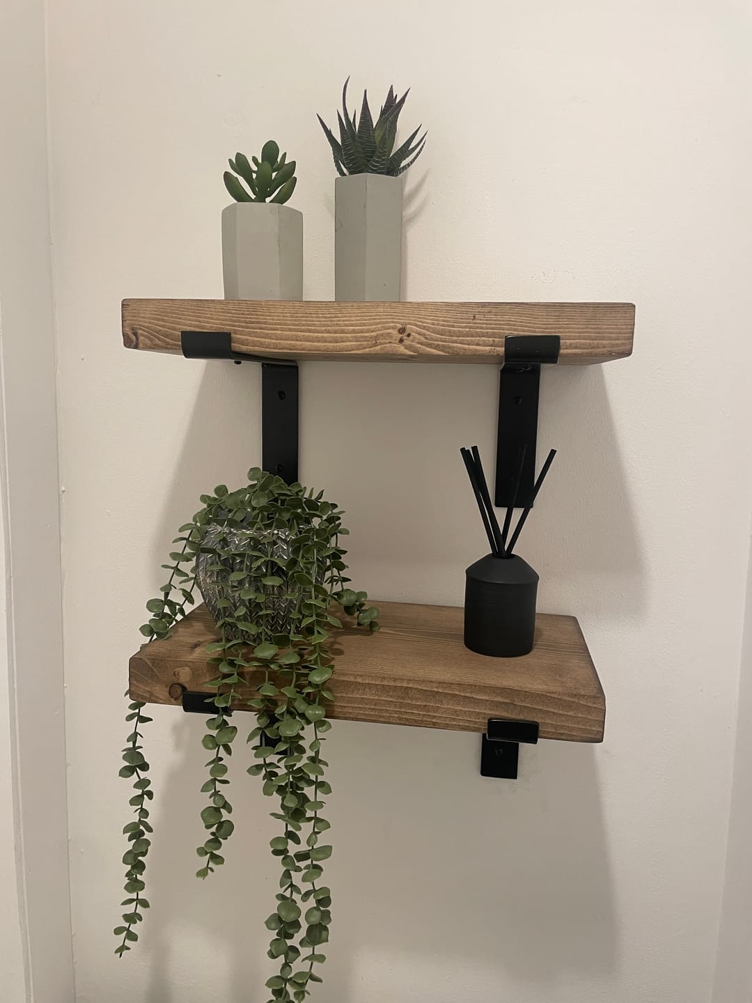 Customer photo review of Set of 2 | Rustic Wooden Wall Shelves with Industrial Style Bracket | 22.5cm depth